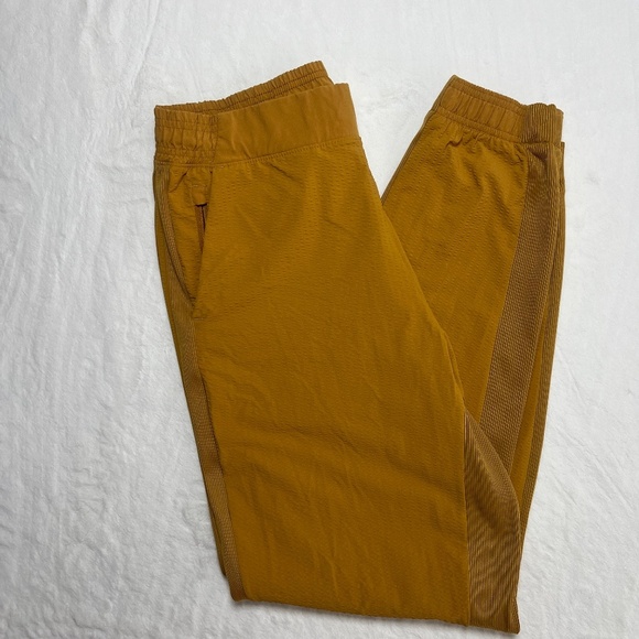 Athleta Leggings - Picture 8 of 8